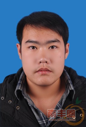 弟弟证件照.jpg