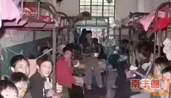 0499d0f7519f46c93974d0afdccdf54b.jpg
