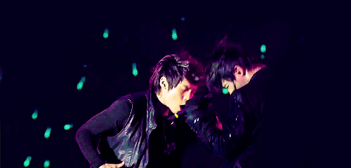 a2e62fd5fe9f4b123e950577063909e9.gif