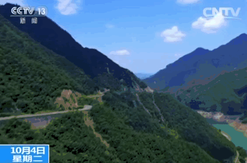 06bb9b76739f8fba62d839f83a6c1ccc.gif
