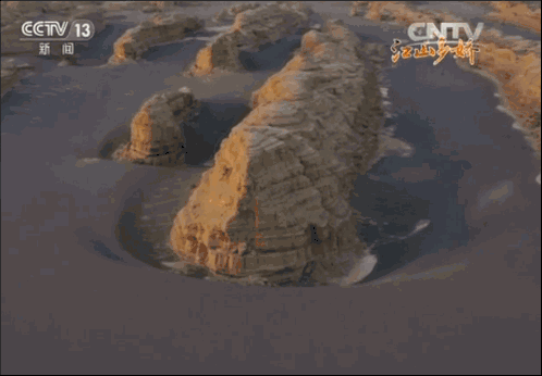 8a876403b11e51613c10039b43cf6863.gif