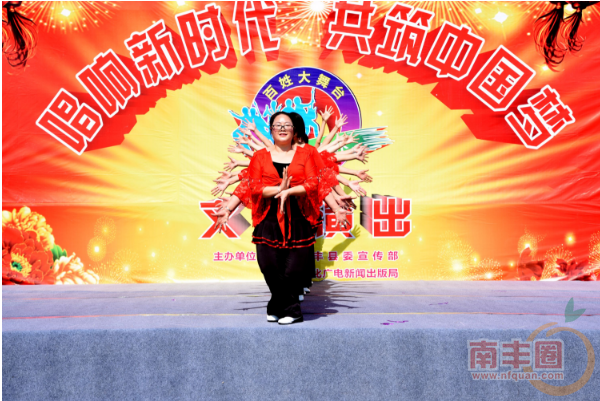广场舞1.png